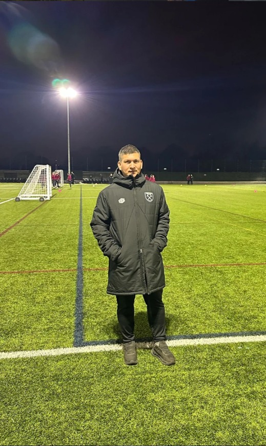 MauricioG on a training pitch at night